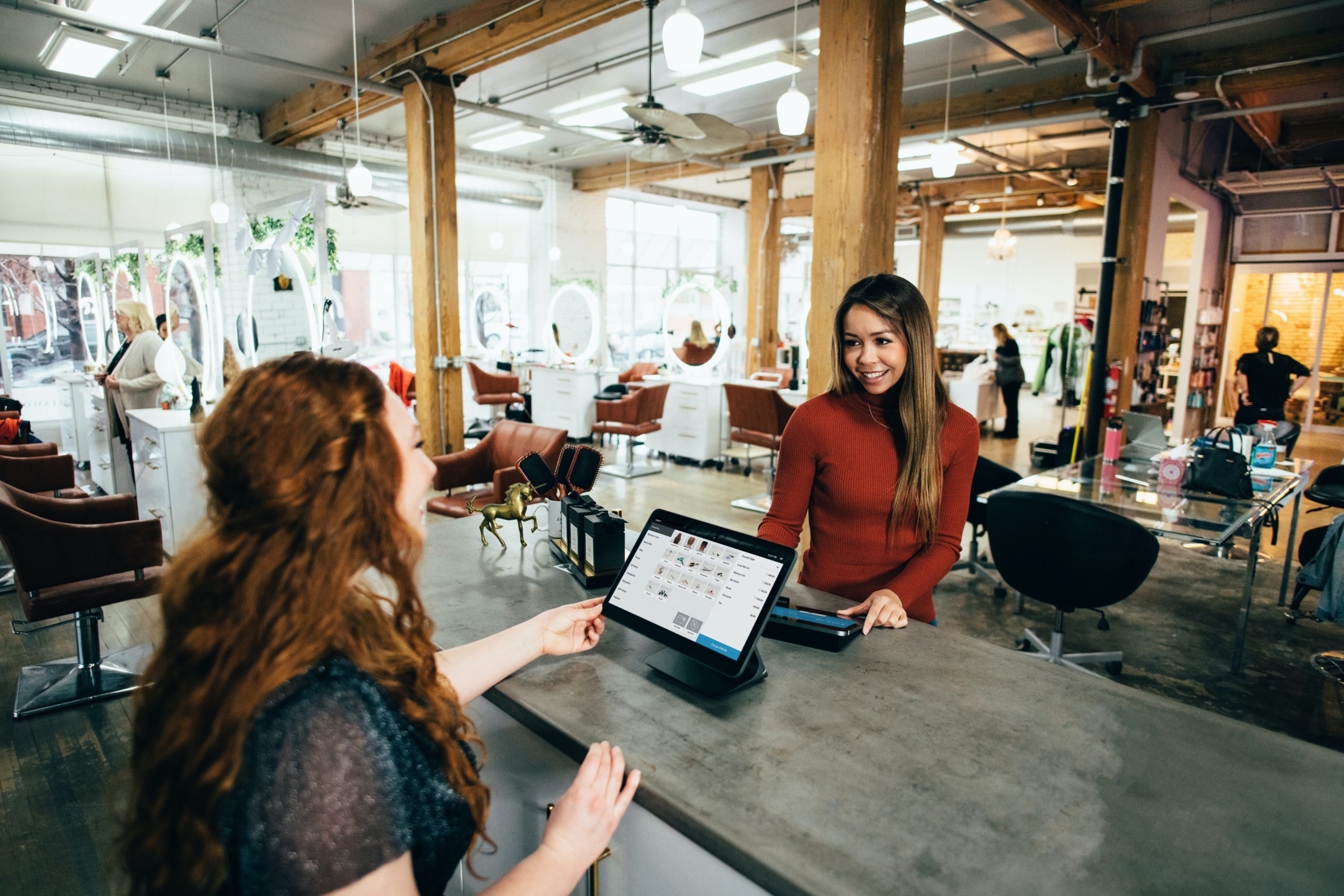 Desvendando os segredos da experiência do cliente: Um guia rápido para empreendedores